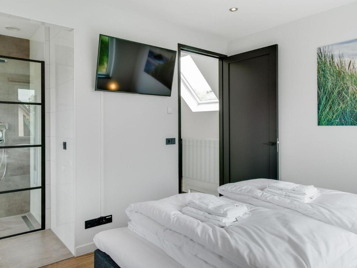 Gorgeous Holiday Home In Texel With Sauna Westermient Экстерьер фото